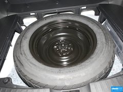 2013款 2.7L 自动 两驱至尊版 5座