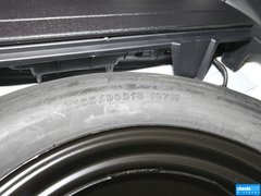2013款 2.7L 自动 两驱至尊版 5座