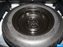 2013款 2.7L 自动 两驱至尊版 5座