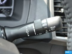 2013款 2.7L 自动 两驱至尊版 5座