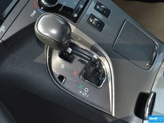 2013款 2.7L 自动 两驱至尊版 5座