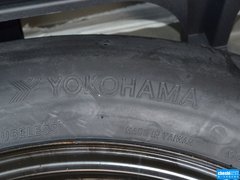 2013款 2.7L 自动 两驱至尊版 5座