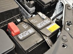 2013款 2.7L 自动 四驱豪华版 5座
