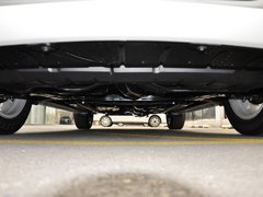 2013款 2.7L 自动 四驱豪华版 5座