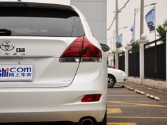 2013款 2.7L 自动 四驱豪华版 5座