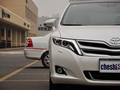 2013款 2.7L 自动 四驱豪华版 5座