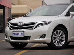 2013款 2.7L 自动 四驱豪华版 5座
