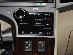 2013款 2.7L 自动 四驱豪华版 5座
