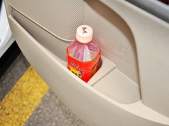 2013款 2.7L 自动 四驱豪华版 5座