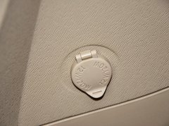 2013款 2.7L 自动 四驱豪华版 5座