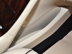 2013款 2.7L 自动 四驱豪华版 5座