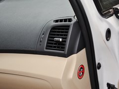 2013款 2.7L 自动 四驱豪华版 5座
