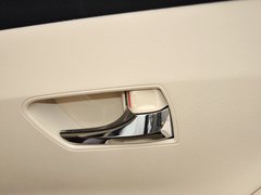 2013款 2.7L 自动 四驱豪华版 5座