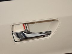 2013款 2.7L 自动 四驱豪华版 5座