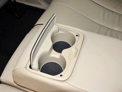 2013款 2.7L 自动 四驱豪华版 5座