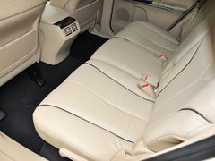 2013款 2.7L 自动 四驱豪华版 5座
