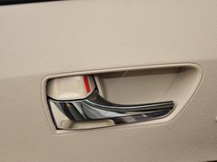 2013款 2.7L 自动 四驱豪华版 5座