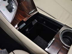 2013款 2.7L 自动 四驱豪华版 5座