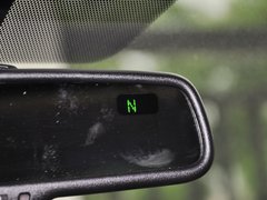 2013款 2.7L 自动 四驱豪华版 5座