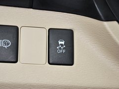2013款 2.7L 自动 四驱豪华版 5座