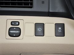 2013款 2.7L 自动 四驱豪华版 5座