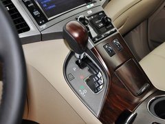 2013款 2.7L 自动 四驱豪华版 5座