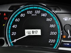 2013款 2.7L 自动 四驱豪华版 5座