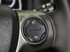 2013款 2.7L 自动 四驱豪华版 5座