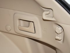 2013款 2.7L 自动 四驱豪华版 5座