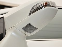 2013款 2.7L 自动 四驱豪华版 5座