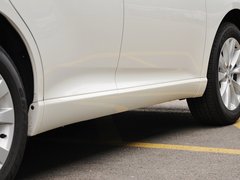 2013款 2.7L 自动 四驱豪华版 5座