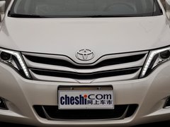 2013款 2.7L 自动 四驱豪华版 5座