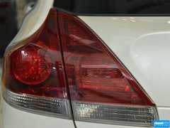 2013款 2.7L 自动 四驱豪华版 5座