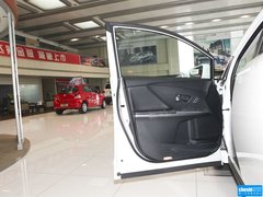 2013款 2.7L 自动 四驱豪华版 5座