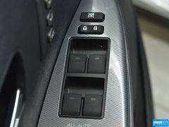 2013款 2.7L 自动 四驱豪华版 5座