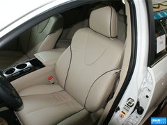 2013款 2.7L 自动 四驱豪华版 5座