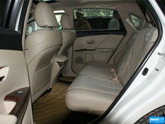 2013款 2.7L 自动 四驱豪华版 5座