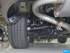 2013款 2.7L 自动 四驱豪华版 5座