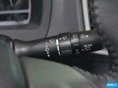 2013款 2.7L 自动 四驱豪华版 5座
