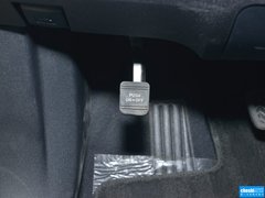 2013款 2.7L 自动 四驱豪华版 5座