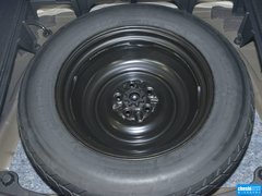 2013款 2.7L 自动 四驱豪华版 5座