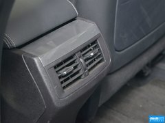 2013款 2.7L 自动 四驱豪华版 5座