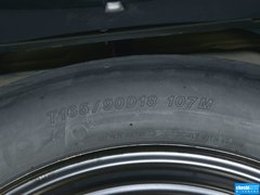 2013款 2.7L 自动 四驱豪华版 5座