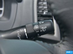 2013款 2.7L 自动 四驱豪华版 5座