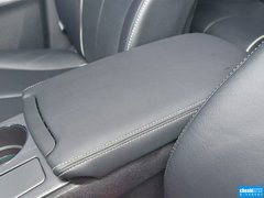 2013款 2.7L 自动 四驱豪华版 5座