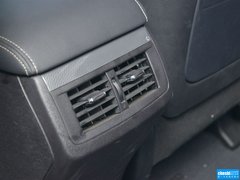 2013款 2.7L 自动 四驱豪华版 5座