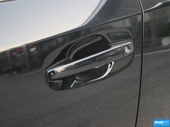 2013款 2.7L 自动 四驱豪华版 5座