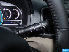 2013款 2.7L 自动 四驱豪华版 5座