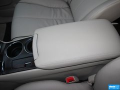 2013款 2.7L 自动 四驱豪华版 5座