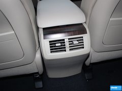 2013款 2.7L 自动 四驱豪华版 5座